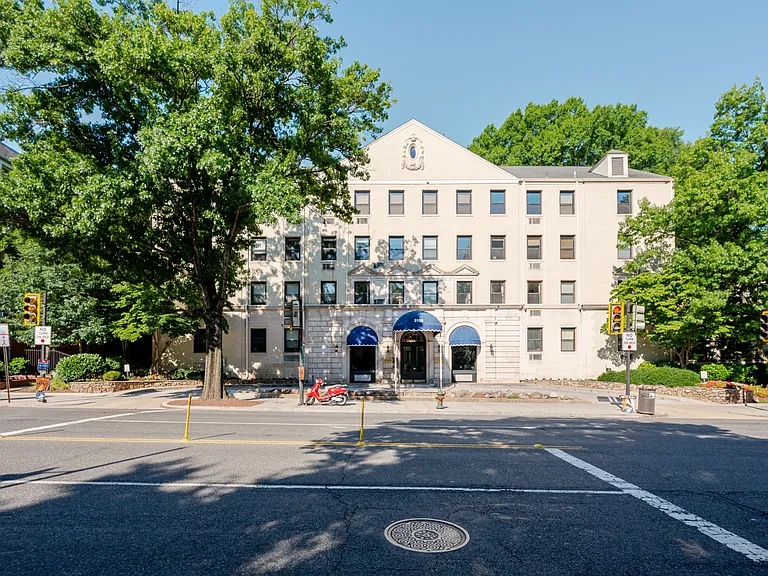 3100 Connecticut Ave NW #202 — Photo 20