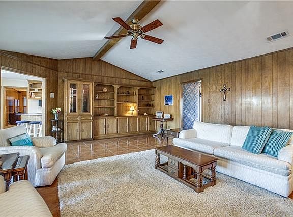 4th image of 3305 Canyon Creek Dr