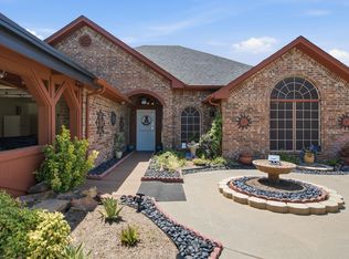 124 Sanchez Creek Ct, Weatherford, TX 76088