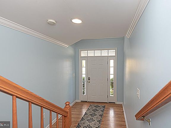 2nd image of 32773 Kensington Ct #5