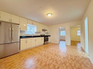 11701 14th Ave #1 F, College Point, NY 11356