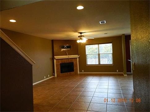 4th image of 228 Hoot Owl Ln N