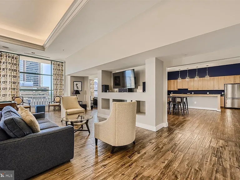 414 Water St #2302 — Photo 25