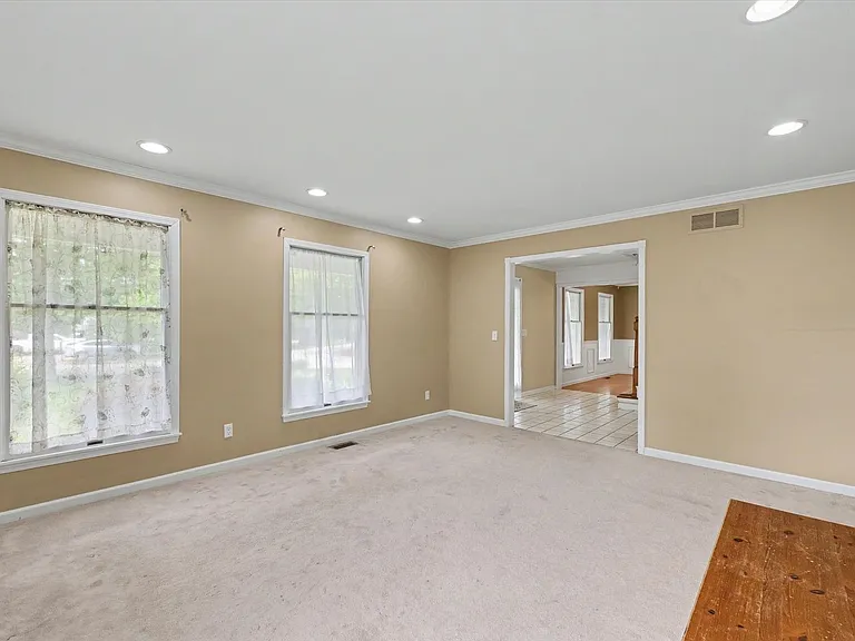 2401 Peppertree Pl — Photo 12