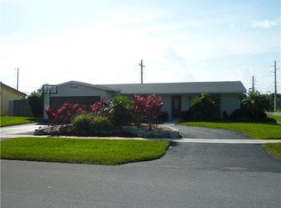 2224 N 38th Ave, Hollywood, FL 33021
