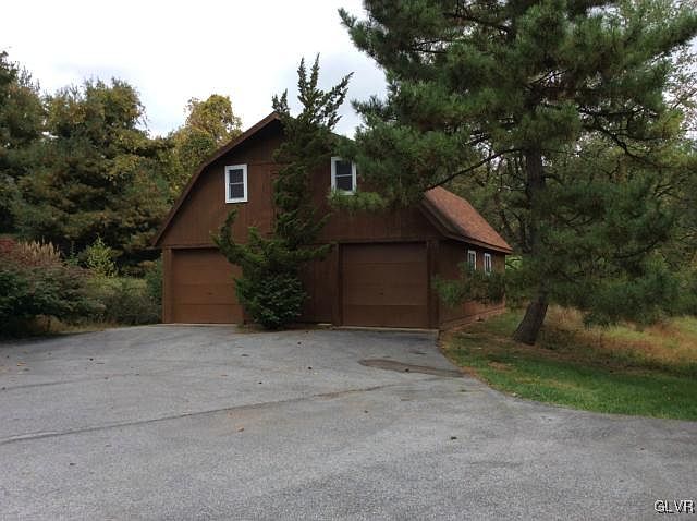 2nd image of 4838-4876 Shankweiler Rd N