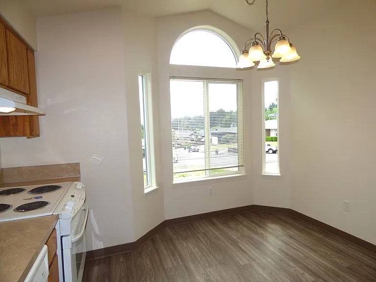 5699 Waln Creek Ct S — Photo 5