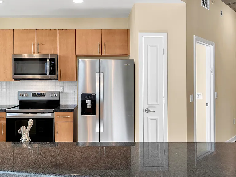 300 S Australian Ave #618 — Photo 17
