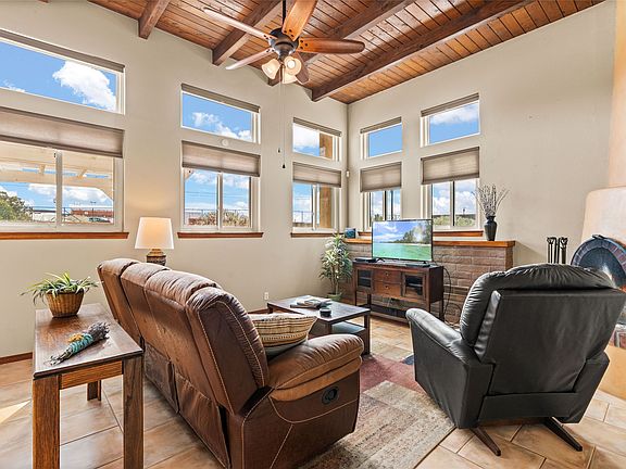 4th image of 3300 Camino Cielo Vis