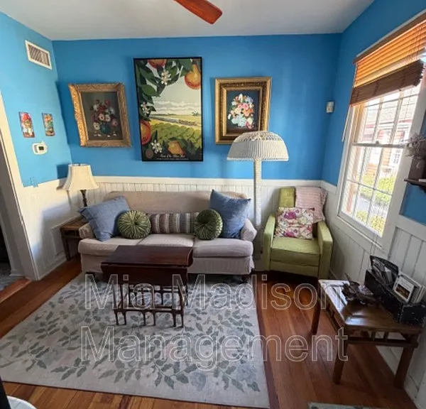 547 E Macon St — Photo 5