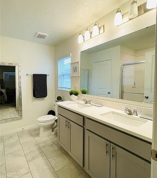 2818 Sanctuary Dr — Photo 7