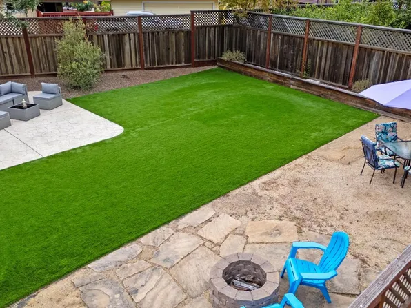 4755 Sunshine Avenue, Santa Rosa, CA 95409