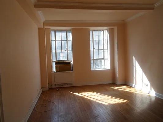 Sold by Manhattan Network Inc. | media 13