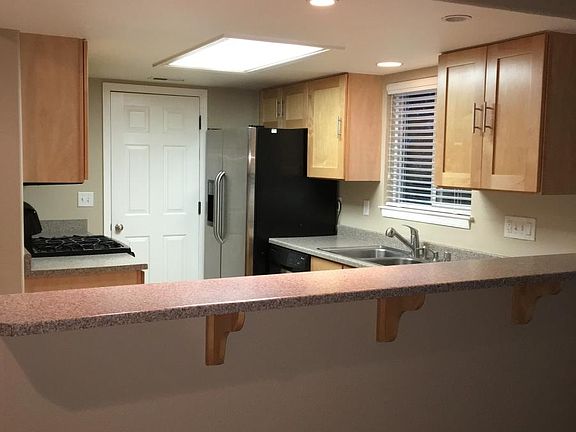 2nd image of 62 Linda Vista St