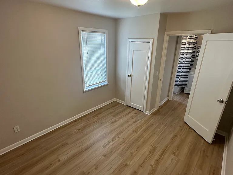 1740 Oxford St SE #6 — Photo 5