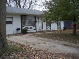 2205 Ridgewood Rd, Harrisonville, MO 64701