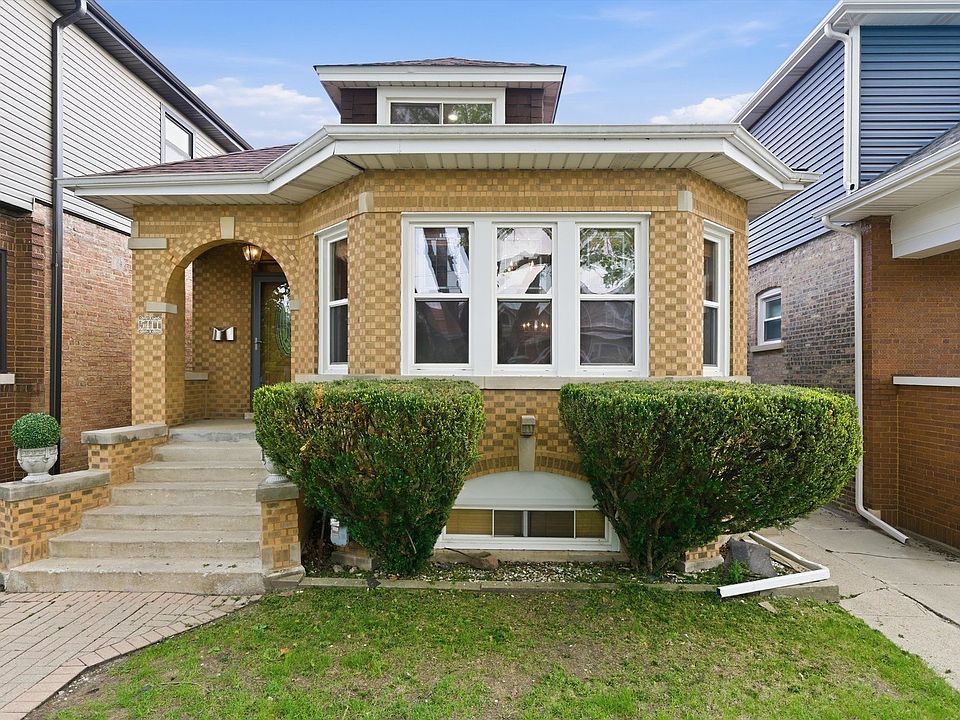 1st image of 5411 W Byron St