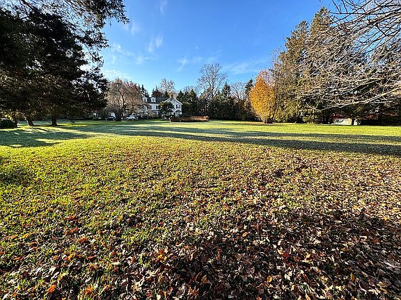 Front yard south view