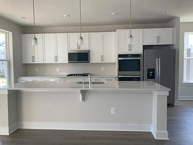 1640 Sandpiper Bay Loop — Photo 11