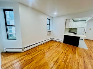 601 10th Ave APT 5A, New York, NY 10036