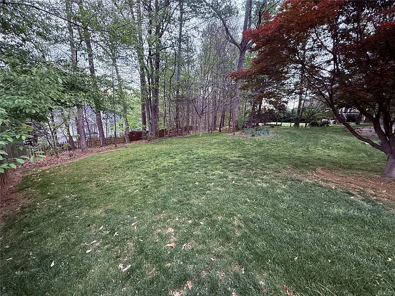 5730 Devonshire Way — Photo 40