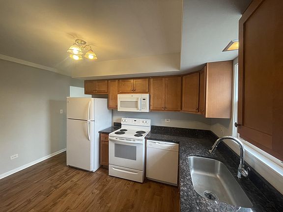 5th image of 1246 S 57th Ave APT 8