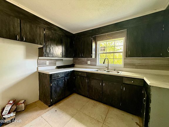 2nd image of 509 S Weeks St