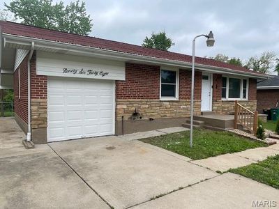 9638 Colony Dr, Saint Louis, MO, 63137