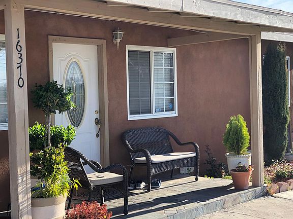 3rd image of 16370 Lorene Dr