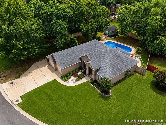 2nd image of 1045 Westfield Dr