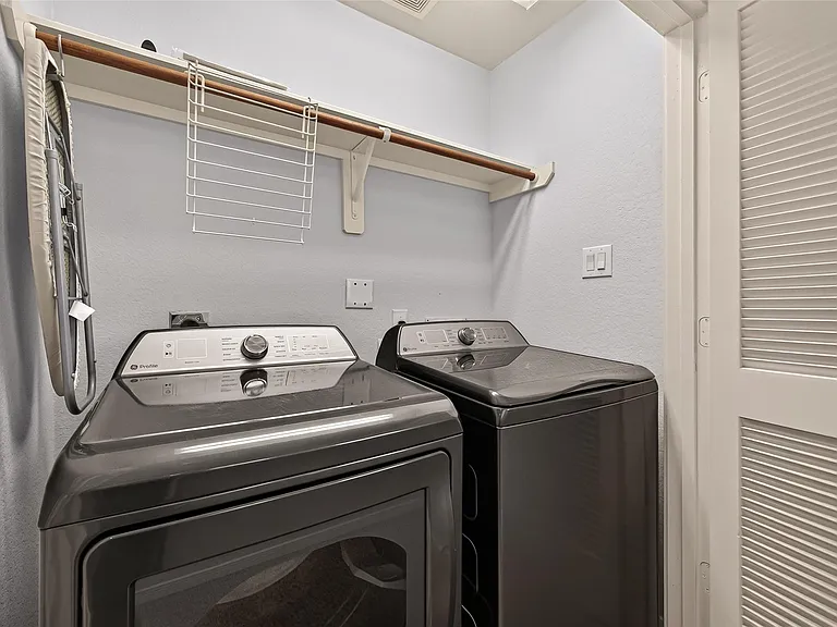 3308 Clearview Cir — Photo 22