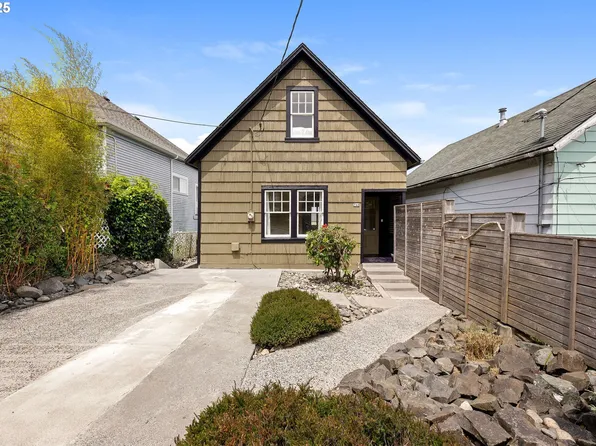 760 Jerome Ave, Astoria, OR 97103