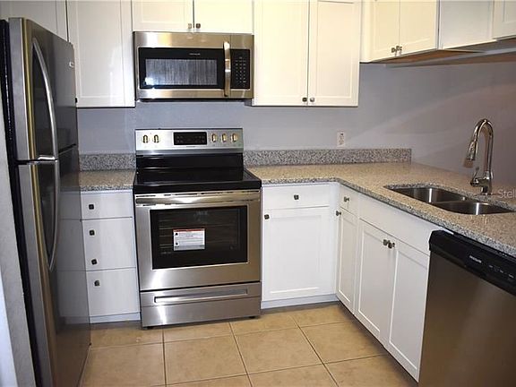 4th image of 15215 Amberly Dr APT 209