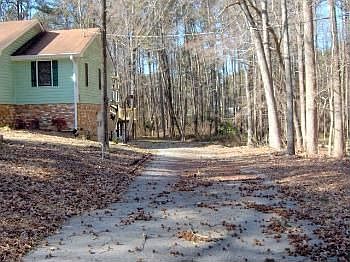 4th image of 2089 Eastwood Dr
