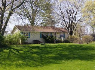 305 Bethel Meadows Rd, Caseyville, IL 62232
