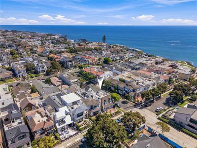 300 Narcissus Ave, Corona Del Mar, CA, 92625