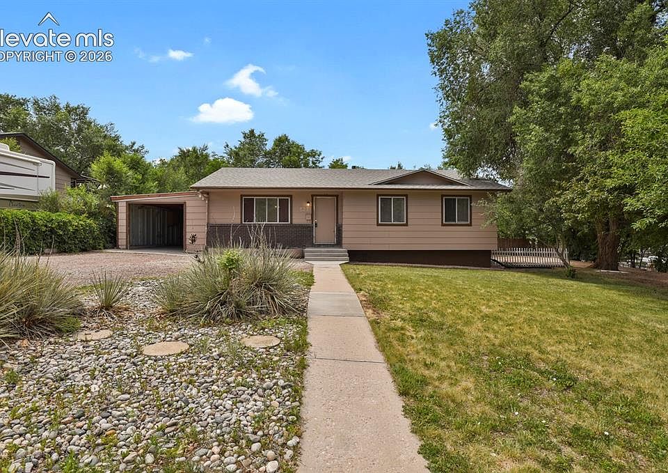 1st image of 523 E Las Animas St