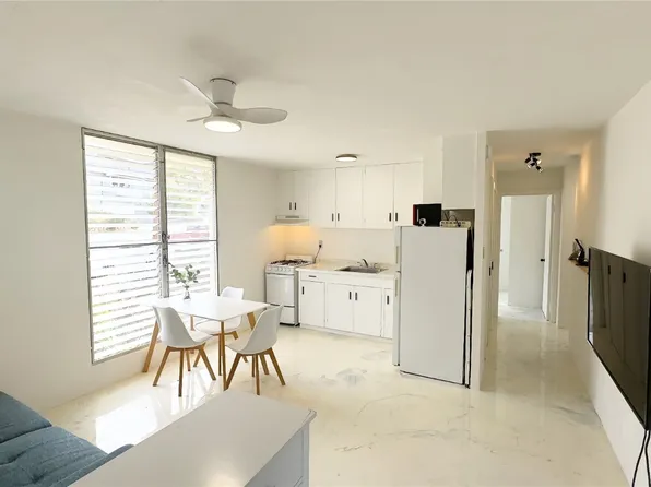 409 Iolani Ave APT 401, Honolulu, HI 96813