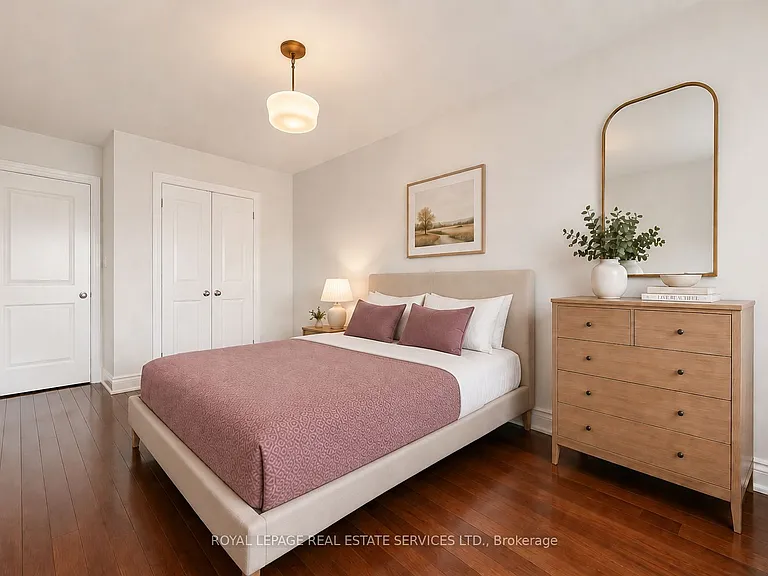 1612 Dundas St W #UPPER — Photo 15