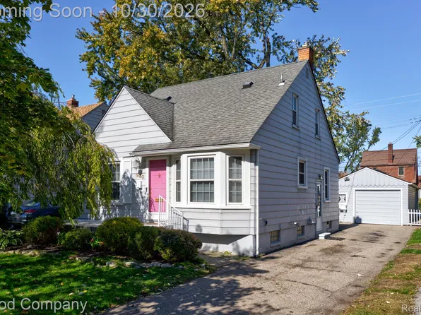 960 Columbia Rd, Berkley, MI 48072