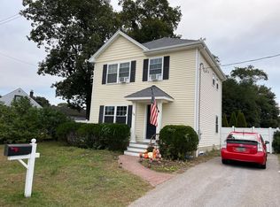 58 King Phillip Dr, North Kingstown, RI 02852