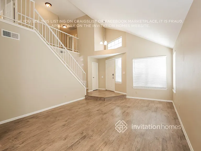 7312 Queen Palm Dr — Photo 5
