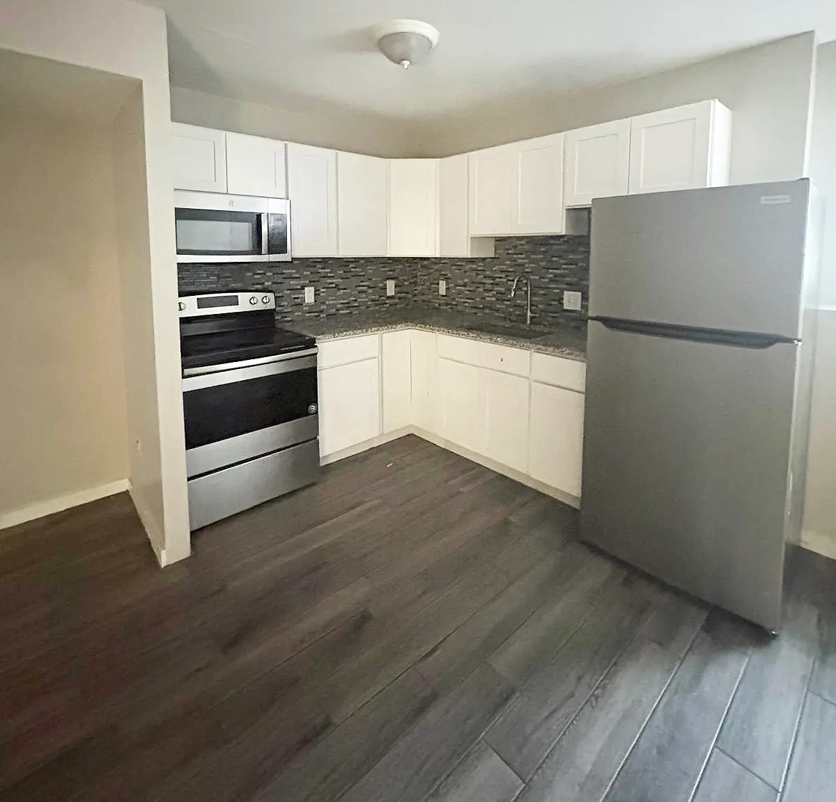 1 bed, 650 sqft, $1,425 — Photo 1