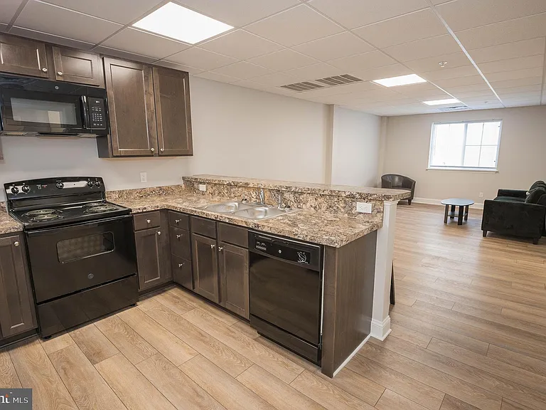 123 Bateman St #2-206C — Photo 14