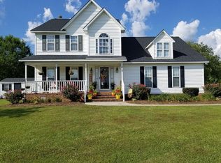 819 Winterfield Dr, Winterville, NC 28590
