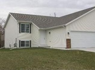 505 Reena Ave, Fort Atkinson, WI 53538