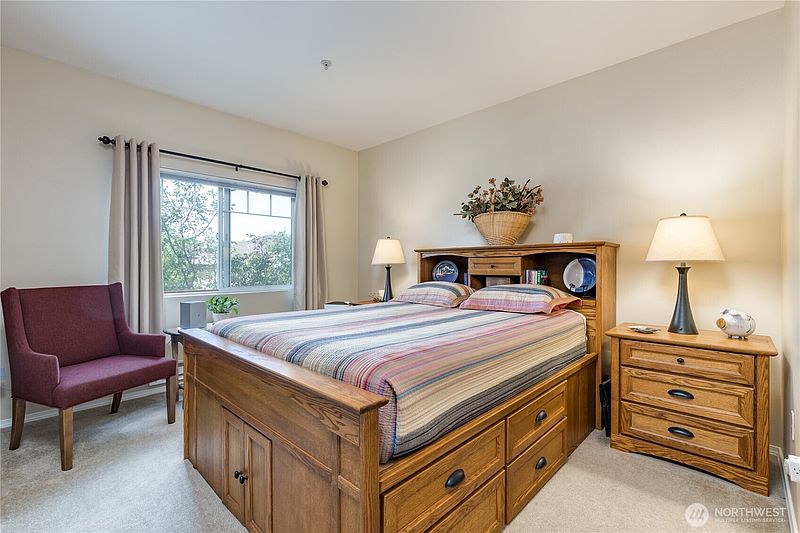 5th image of 6137 Hazel Loop SE #B