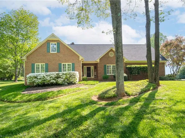 6307 Golden Fern Ct, Greensboro, NC 27406