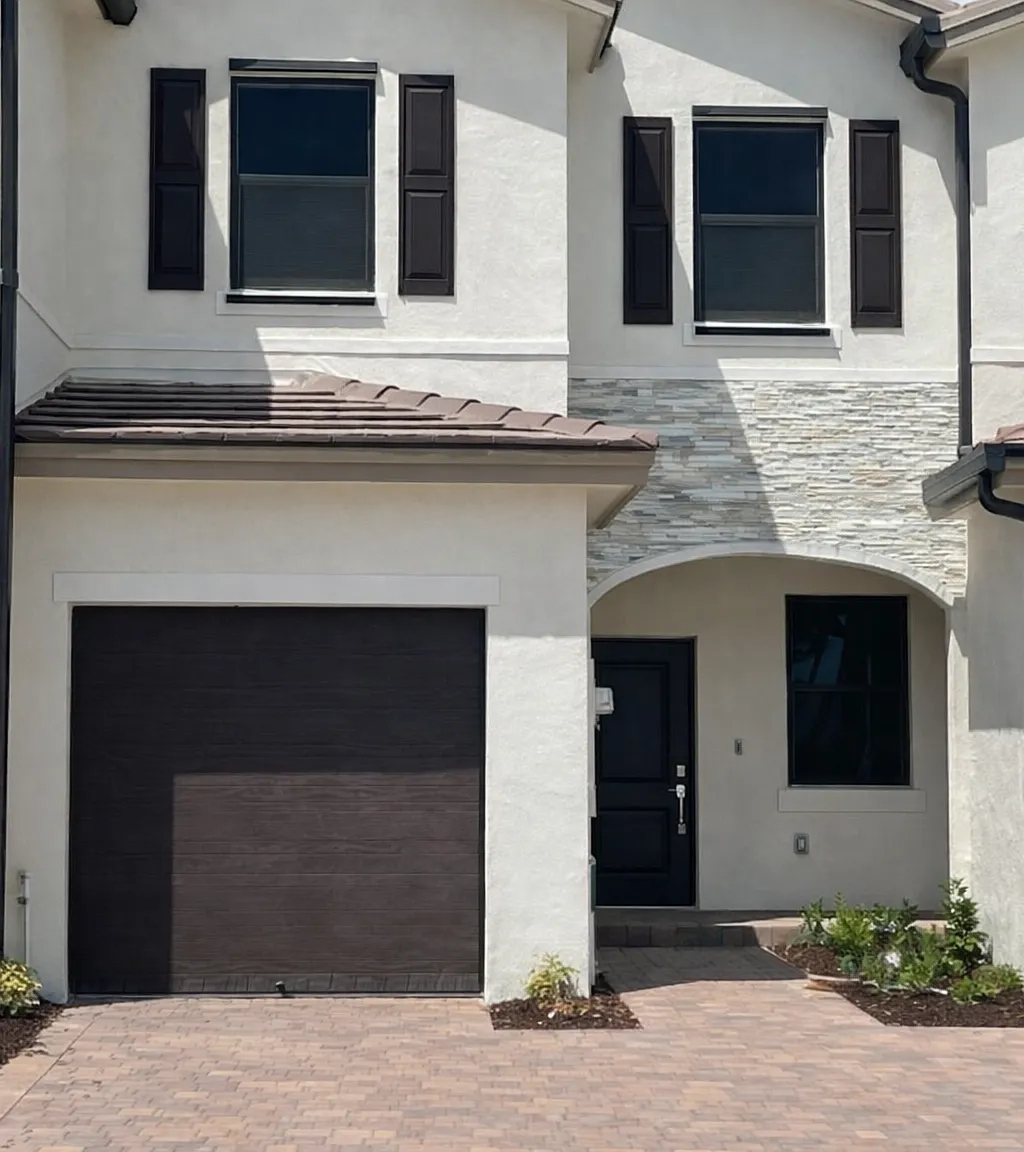 3 bed, 2.5 bath, 1805 sqft, $2,750 — Photo 2