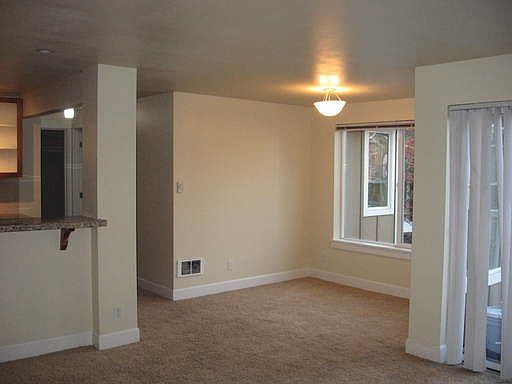 5th image of 300 N 130th St Unit 8304